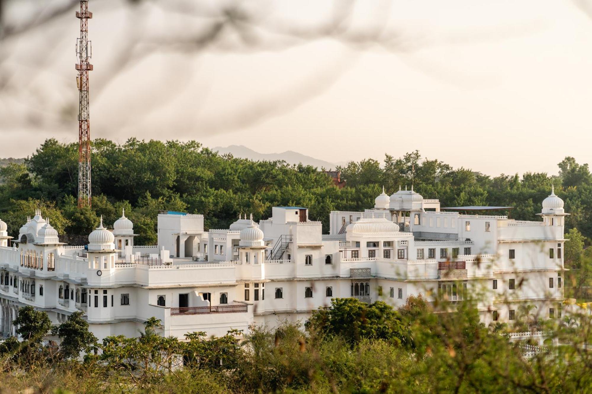 Daulatgarh Resort And Spa Udaipur Exterior photo